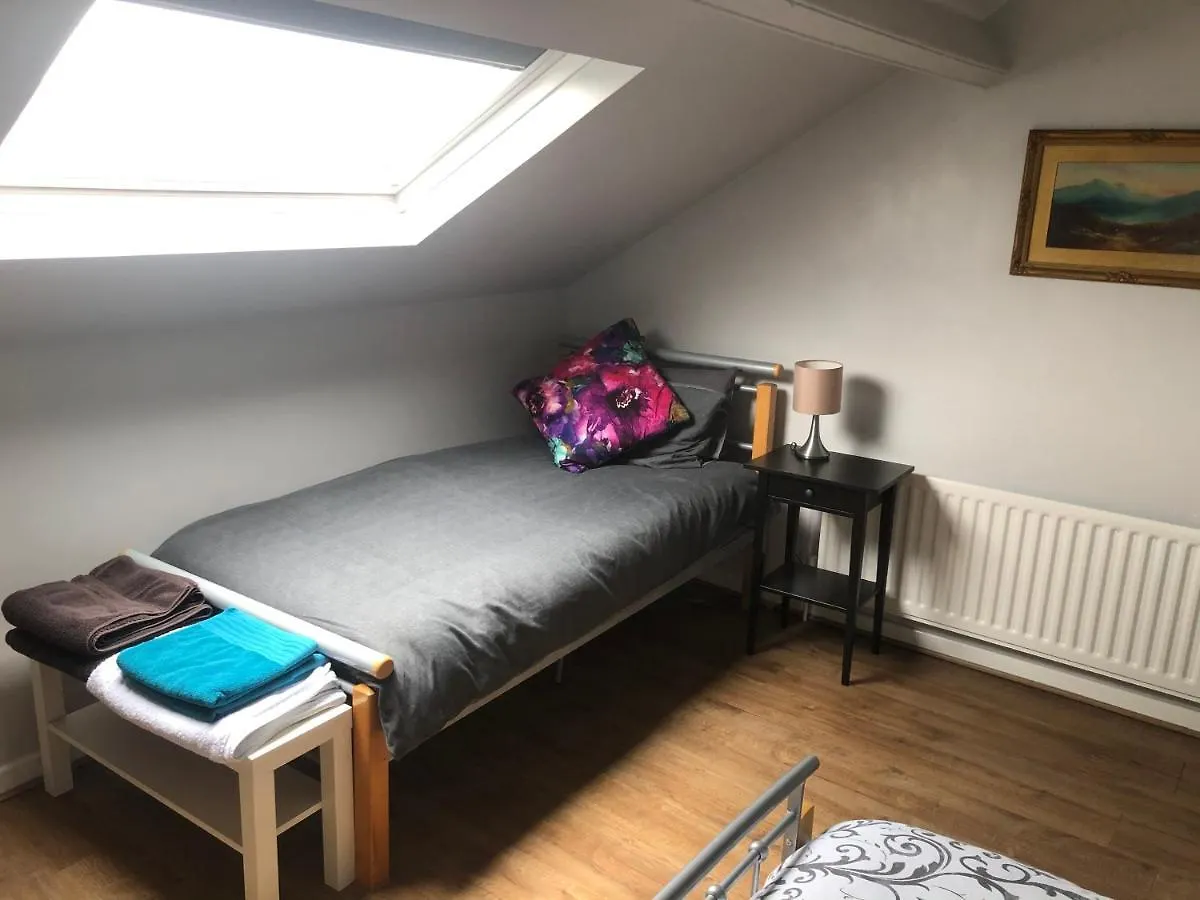 Belfast Duplex Apartment Siren Stays 0*,